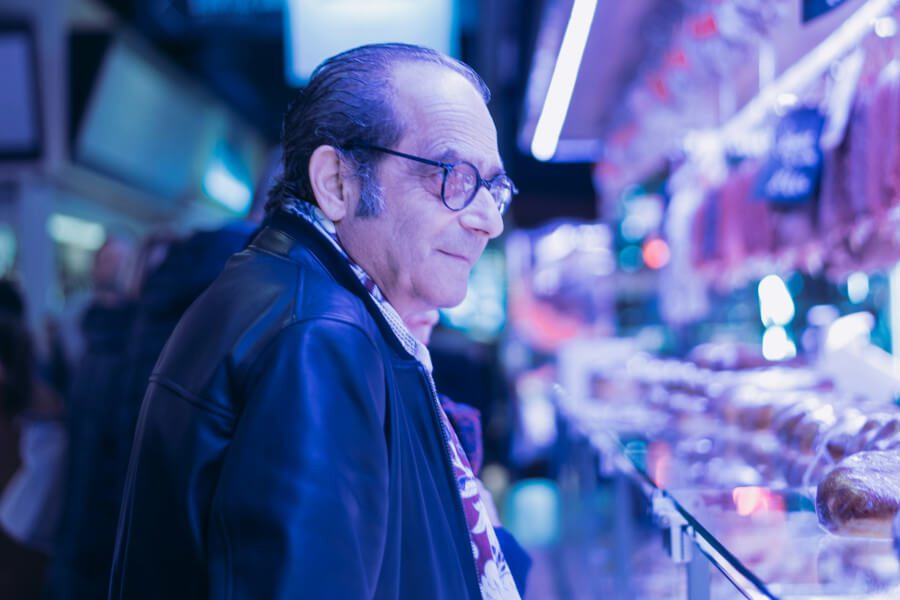 modne okulary dla starszych osób