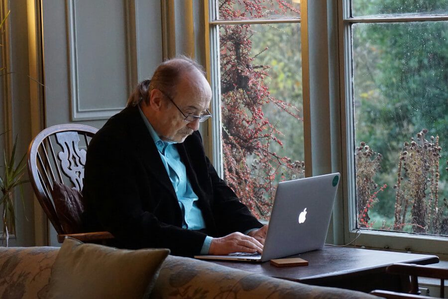 objawy astygmatyzmu u starszych osób